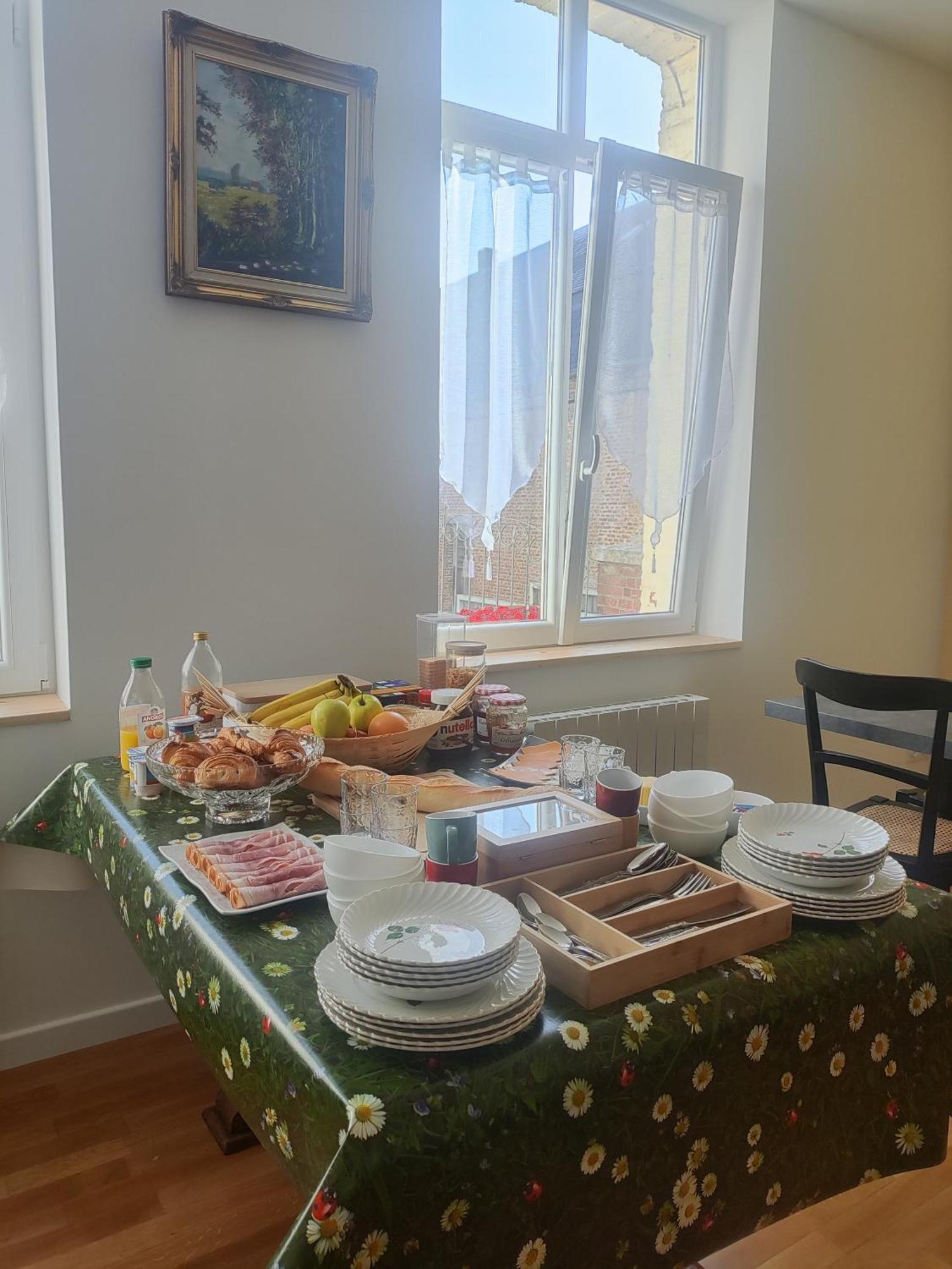 Le Relais Napoleon Bed & Breakfast Avesnes-sur-Helpe Bagian luar foto