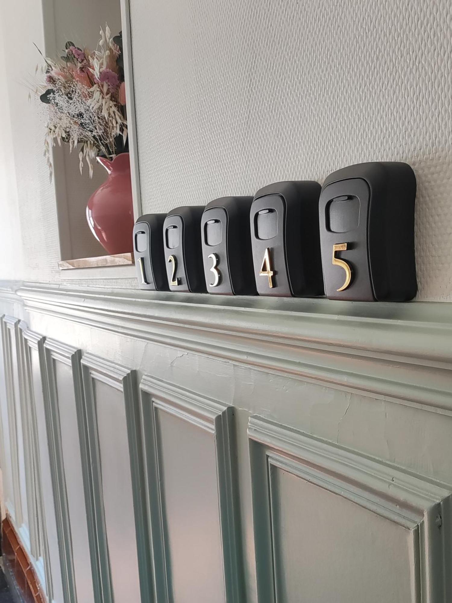 Le Relais Napoleon Bed & Breakfast Avesnes-sur-Helpe Bagian luar foto