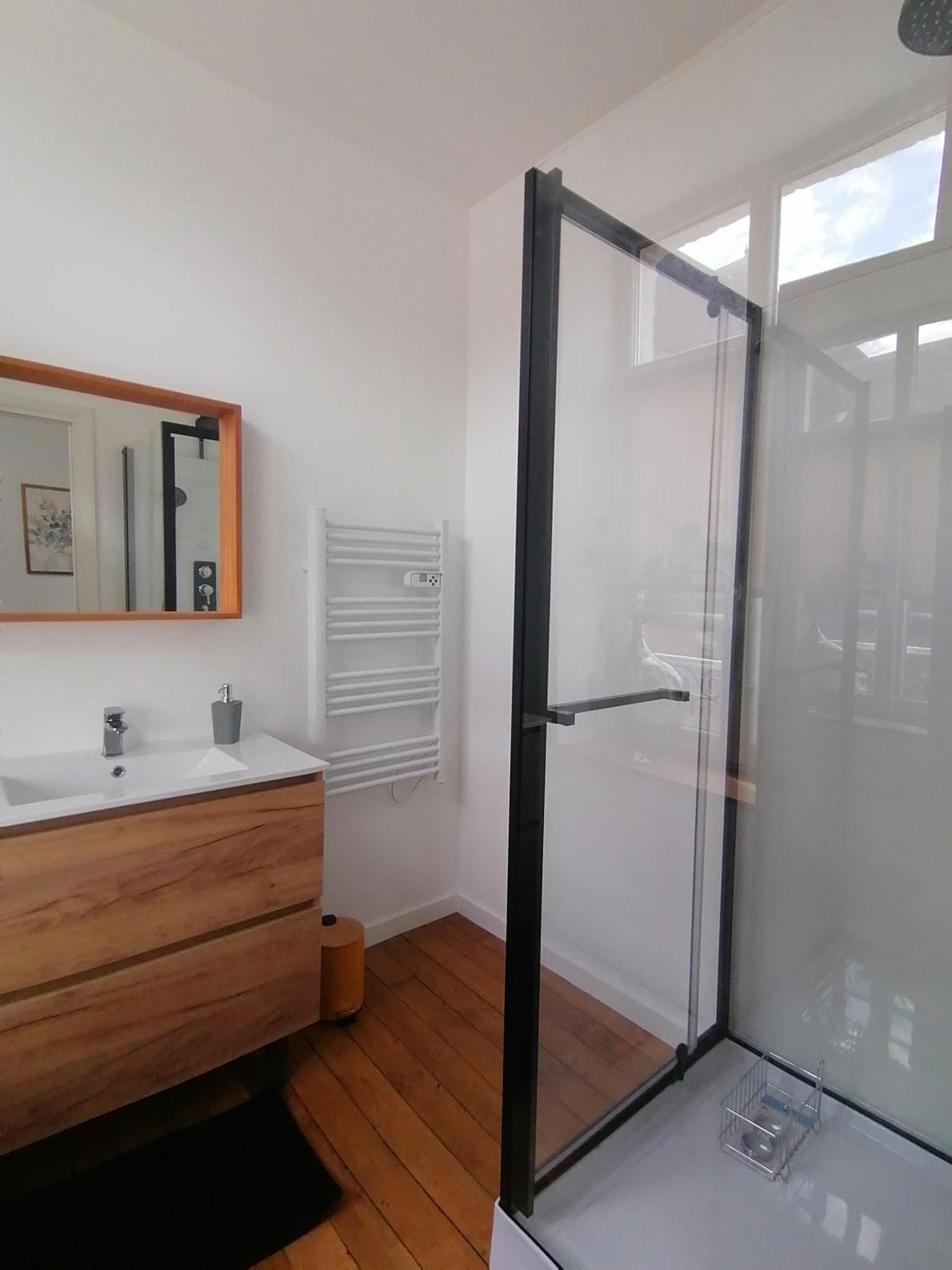 Le Relais Napoleon Bed & Breakfast Avesnes-sur-Helpe Bagian luar foto