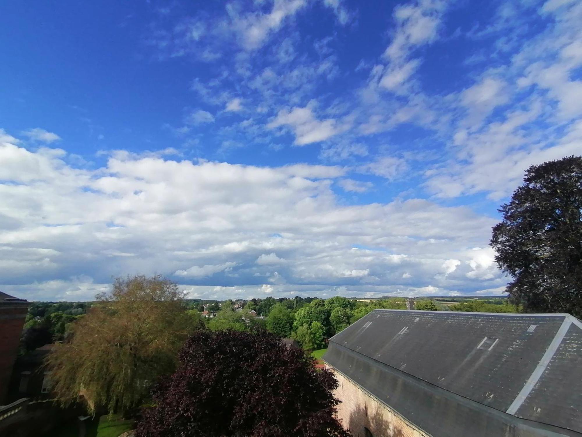 Le Relais Napoleon Bed & Breakfast Avesnes-sur-Helpe Bagian luar foto